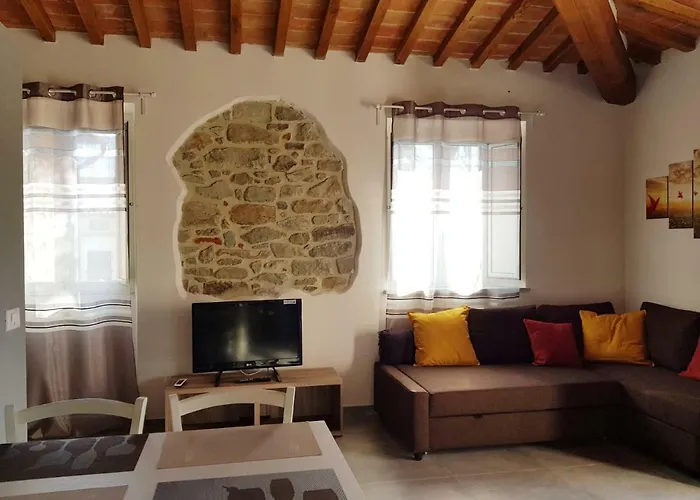 Vicus House